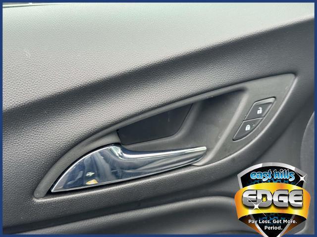 used 2022 Chevrolet Equinox car, priced at $17,995