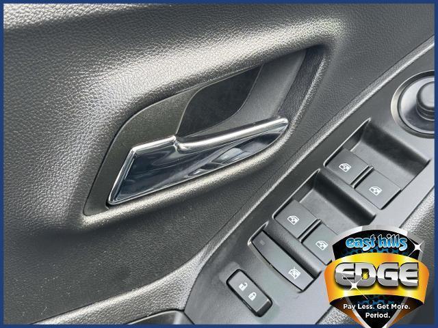 used 2022 Chevrolet Trax car, priced at $14,995