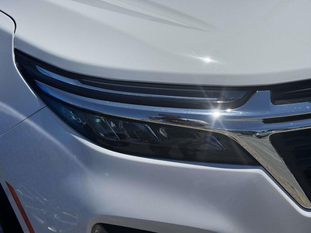 used 2024 Chevrolet Equinox car