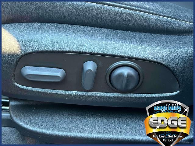 used 2023 Chevrolet Traverse car, priced at $28,695