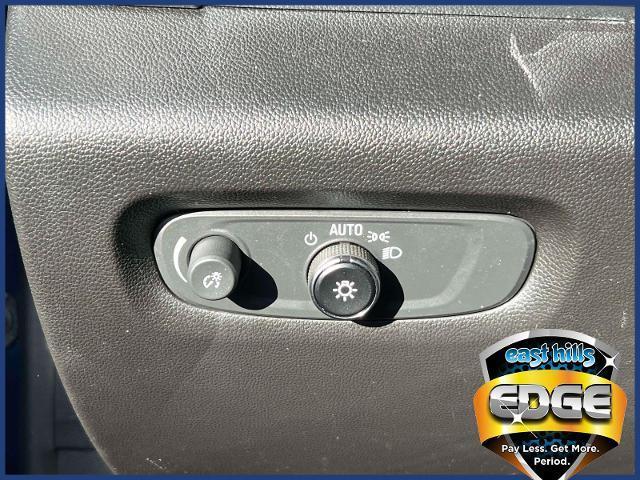 used 2023 Chevrolet Traverse car, priced at $28,695