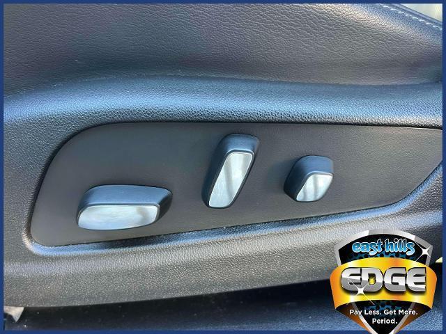 used 2025 Cadillac XT6 car, priced at $43,495