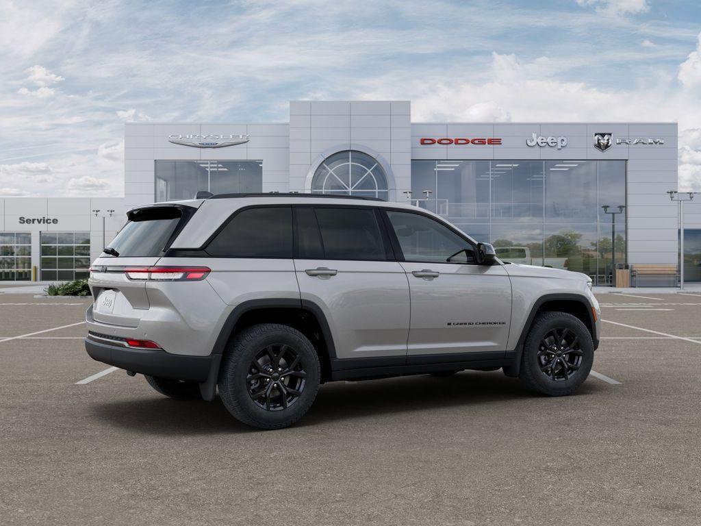 new 2025 Jeep Grand Cherokee car, priced at $47,755