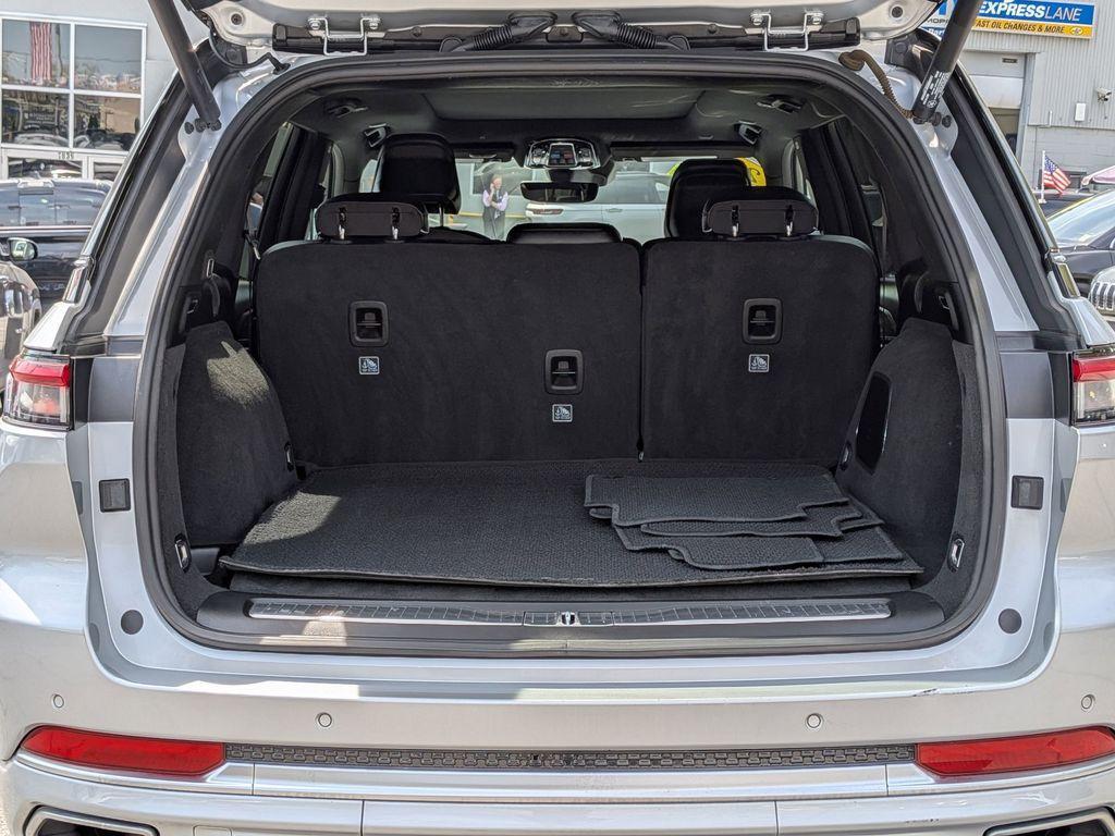 used 2022 Jeep Grand Cherokee car, priced at $39,999