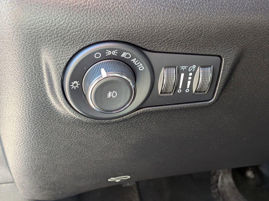 used 2022 Jeep Compass car, priced at $22,999