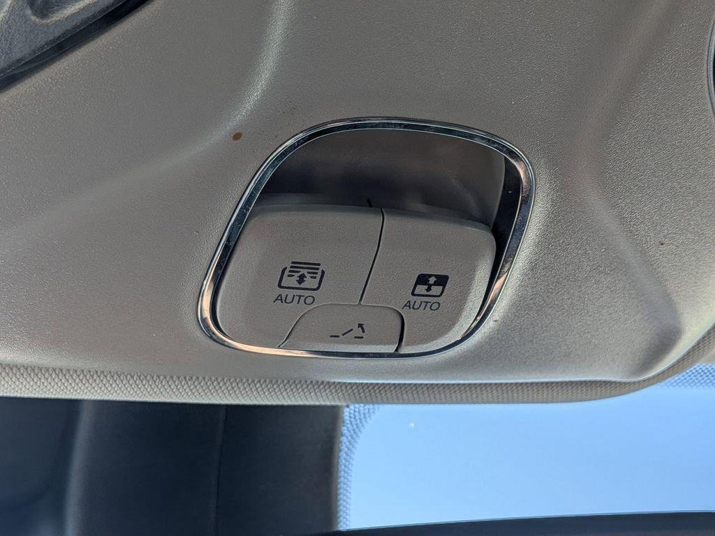 used 2022 Jeep Compass car, priced at $22,999