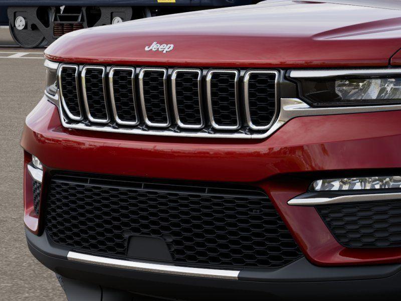 new 2025 Jeep Grand Cherokee car, priced at $49,985