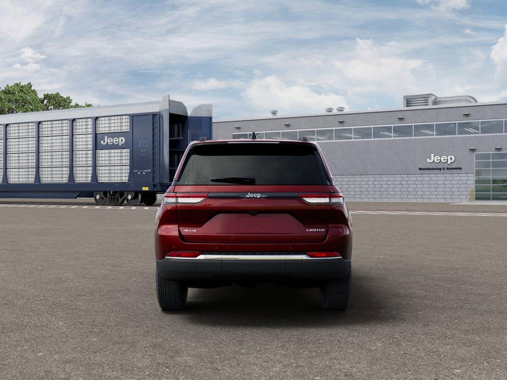 new 2025 Jeep Grand Cherokee car, priced at $49,985