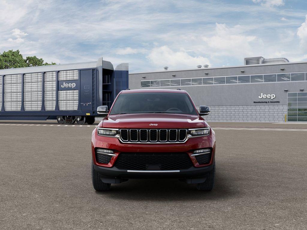 new 2025 Jeep Grand Cherokee car, priced at $49,985