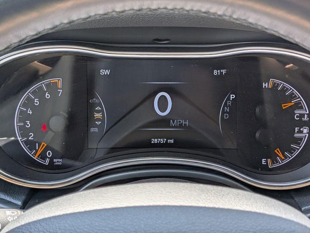 used 2020 Jeep Grand Cherokee car, priced at $27,174