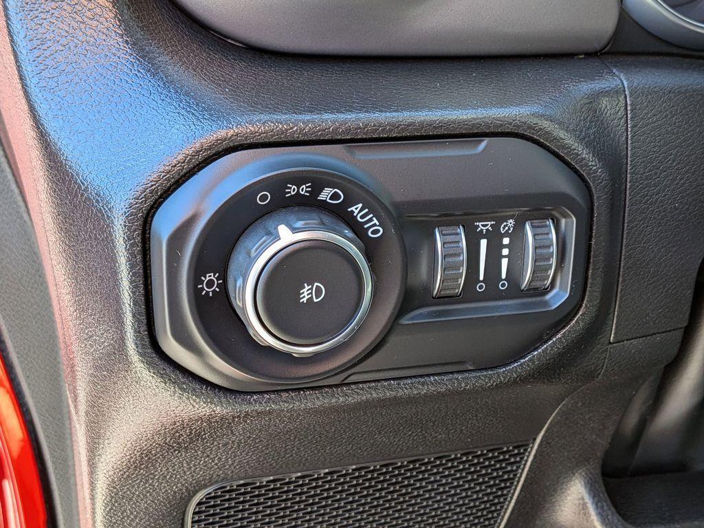 used 2022 Jeep Wrangler Unlimited car, priced at $32,999