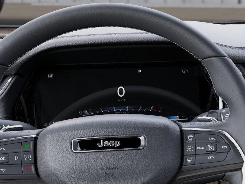 new 2025 Jeep Grand Cherokee car, priced at $49,890