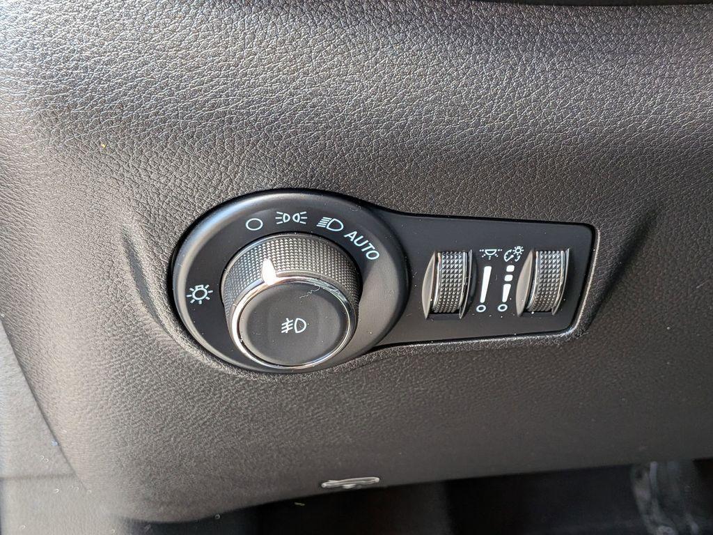 used 2022 Jeep Compass car, priced at $22,174