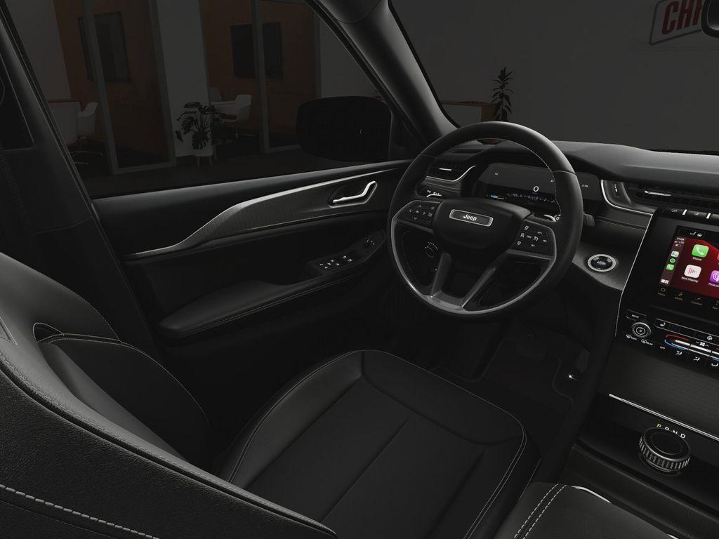 new 2025 Jeep Grand Cherokee car, priced at $42,480