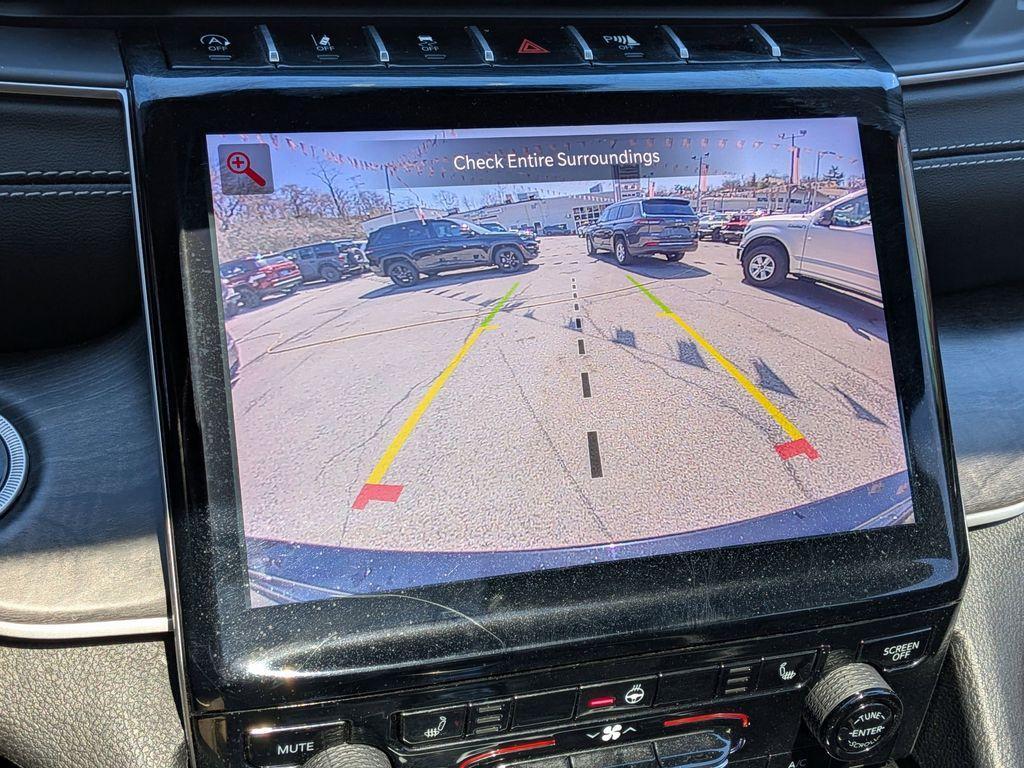 used 2023 Jeep Grand Cherokee car, priced at $36,999