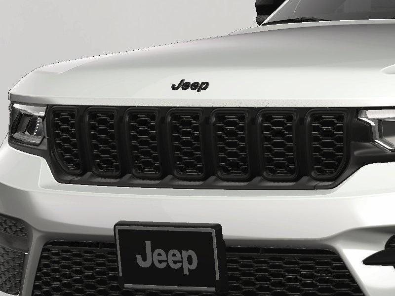 new 2025 Jeep Grand Cherokee car, priced at $48,205