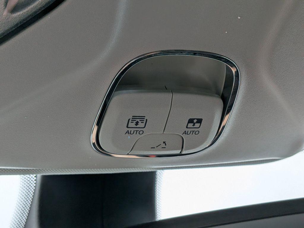 used 2019 Jeep Compass car, priced at $19,174
