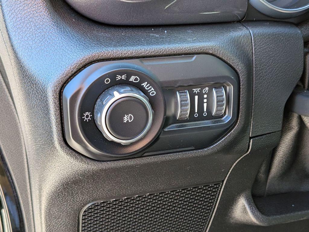 used 2021 Jeep Wrangler Unlimited car, priced at $31,999