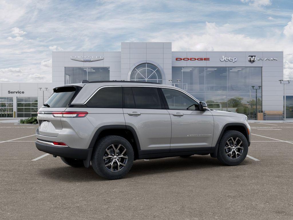 new 2025 Jeep Grand Cherokee car, priced at $44,170