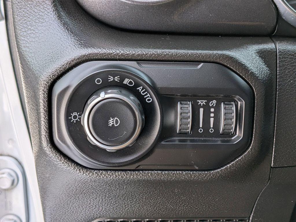 used 2022 Jeep Wrangler Unlimited car, priced at $38,999