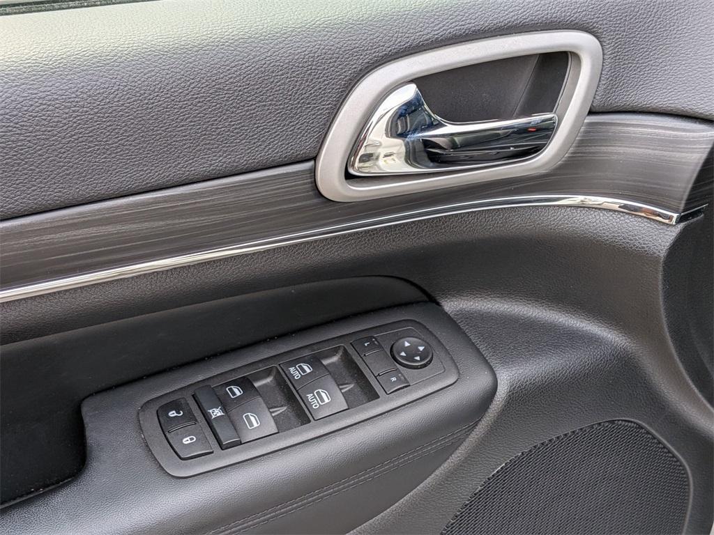 used 2022 Jeep Grand Cherokee WK car, priced at $28,999