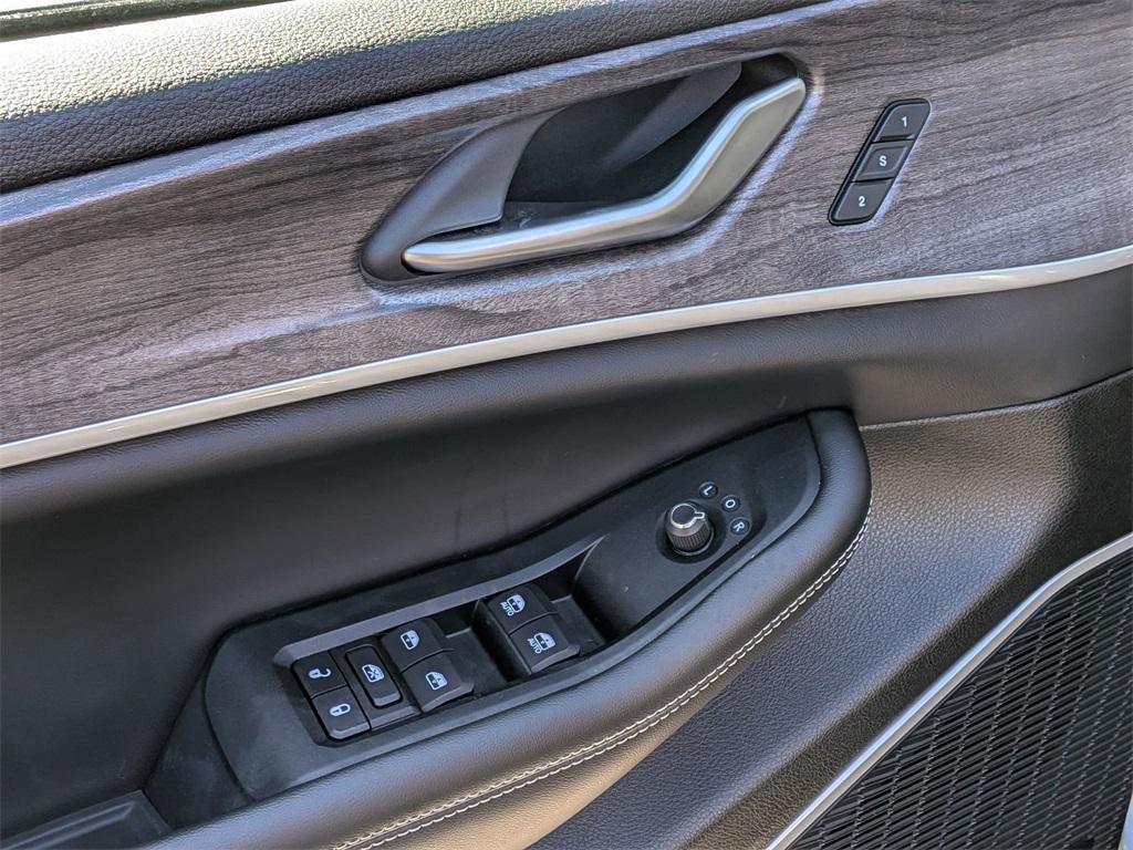 used 2023 Jeep Grand Cherokee 4xe car, priced at $27,999