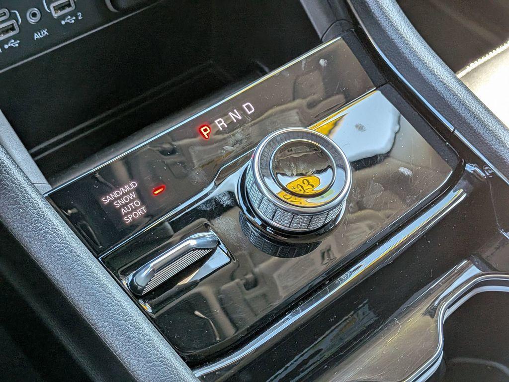 used 2023 Jeep Grand Cherokee car, priced at $35,999