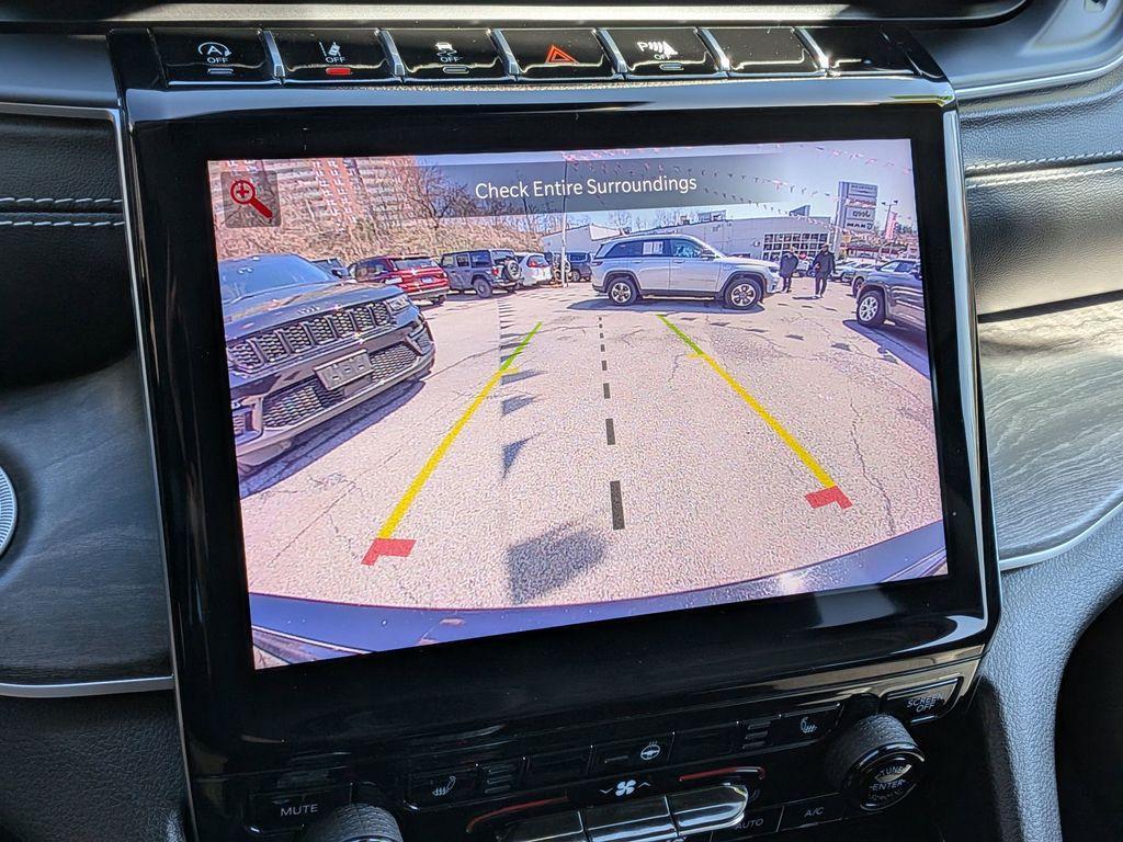 used 2023 Jeep Grand Cherokee car, priced at $35,999