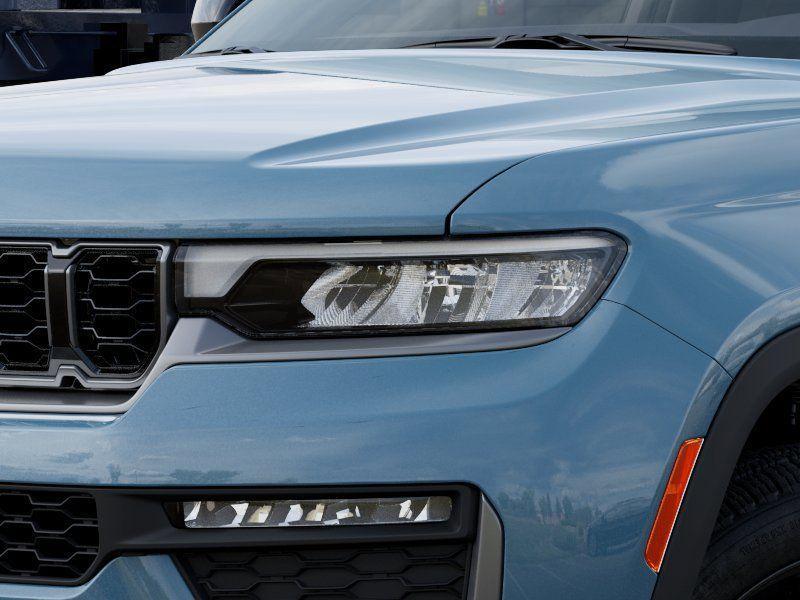new 2026 Jeep Grand Cherokee car, priced at $47,335
