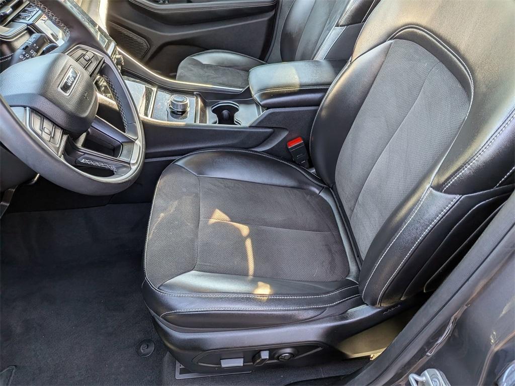 used 2023 Jeep Grand Cherokee L car, priced at $28,499