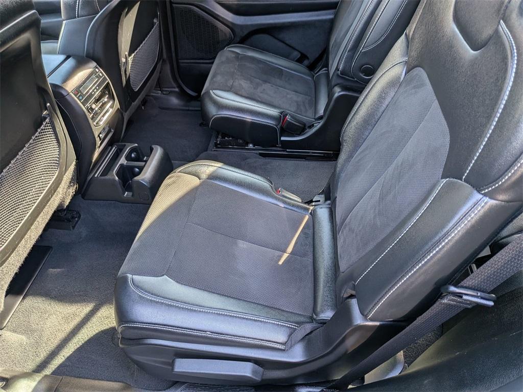 used 2023 Jeep Grand Cherokee L car, priced at $28,499