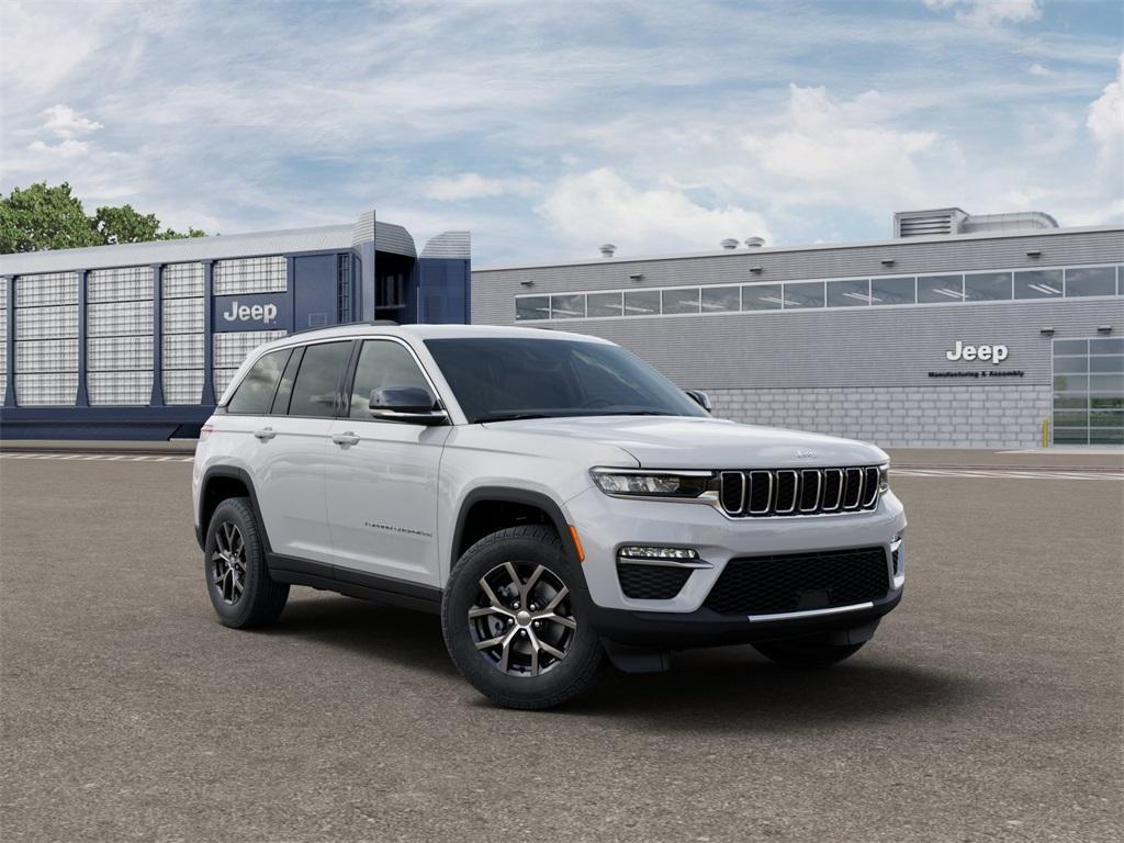 new 2025 Jeep Grand Cherokee car, priced at $51,390