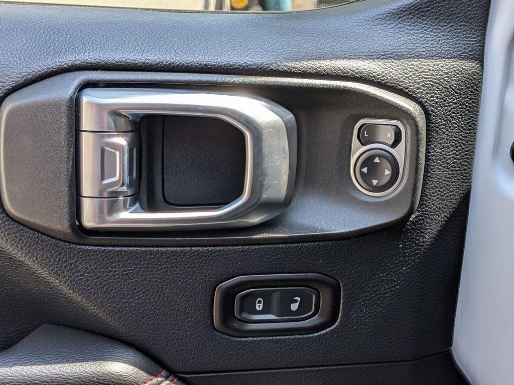 used 2019 Jeep Wrangler Unlimited car, priced at $27,999