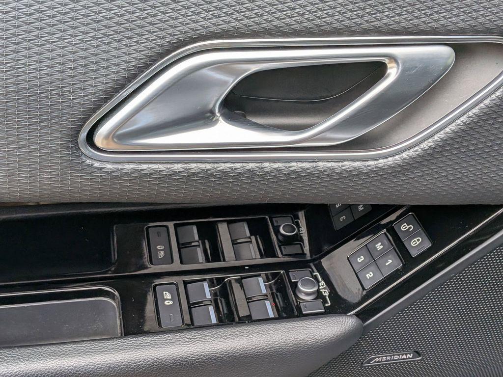 used 2020 Land Rover Range Rover Velar car, priced at $27,999