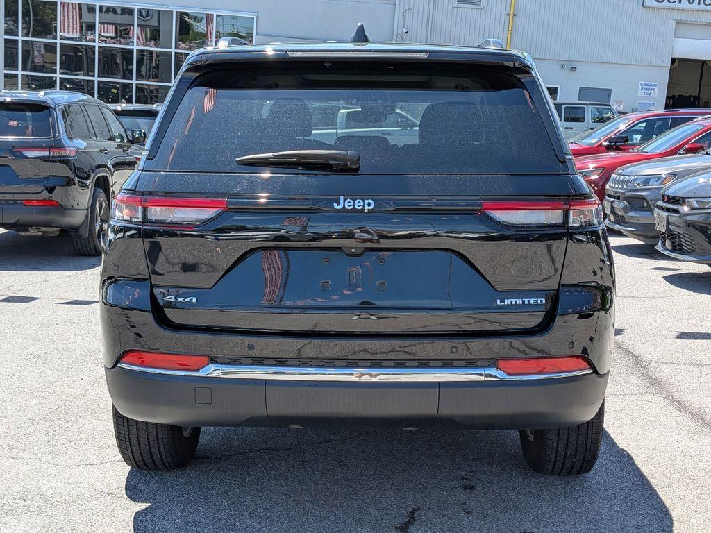 used 2023 Jeep Grand Cherokee car, priced at $32,674