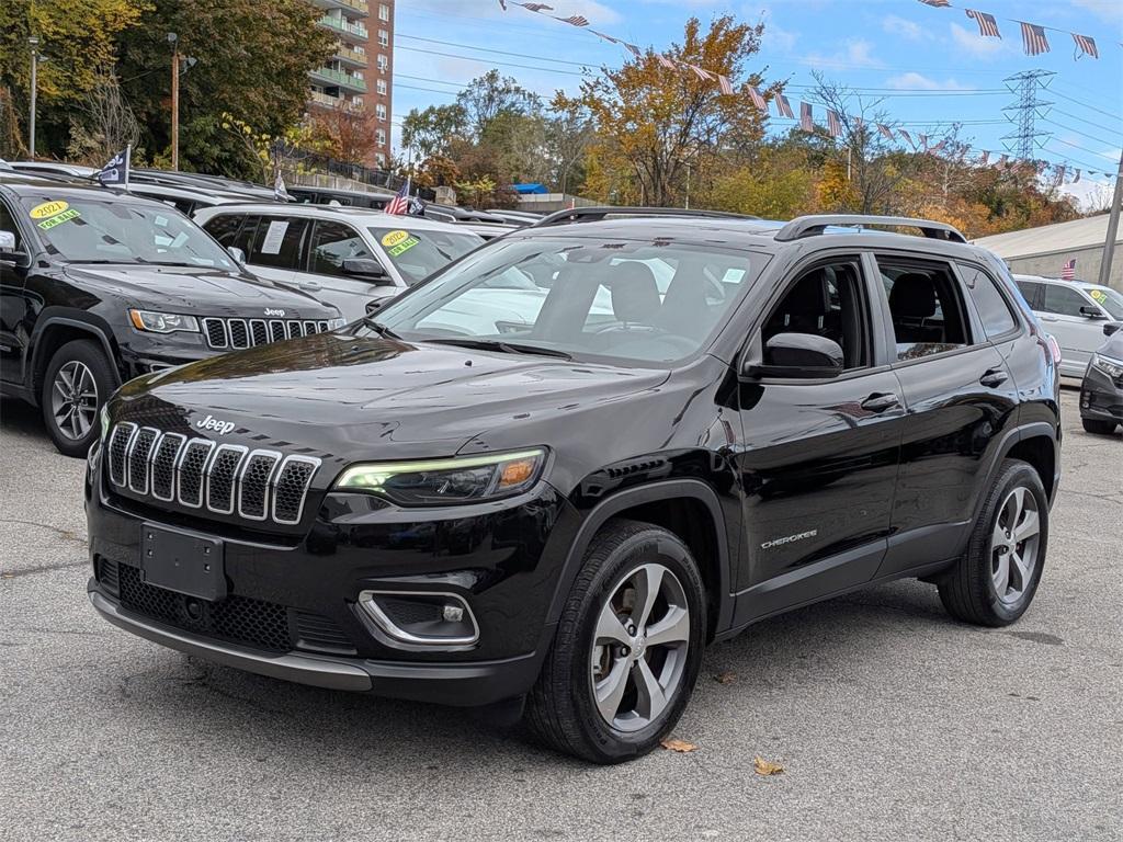 used 2022 Jeep Cherokee car, priced at $23,999
