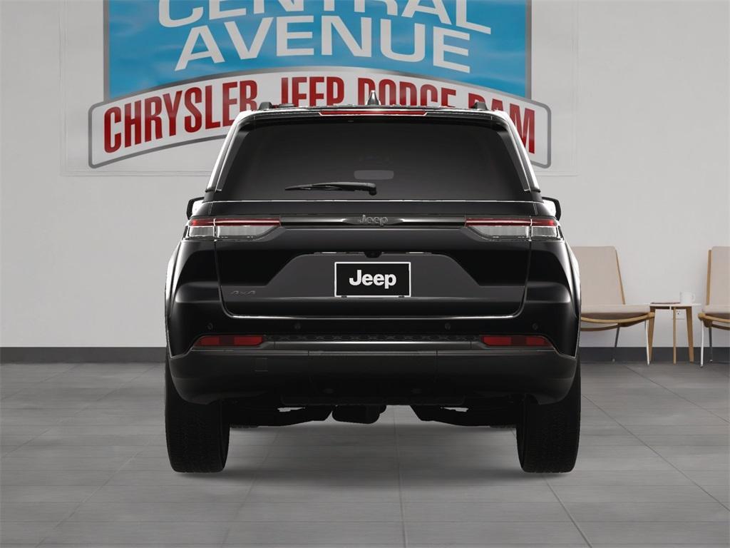 new 2025 Jeep Grand Cherokee car, priced at $44,480