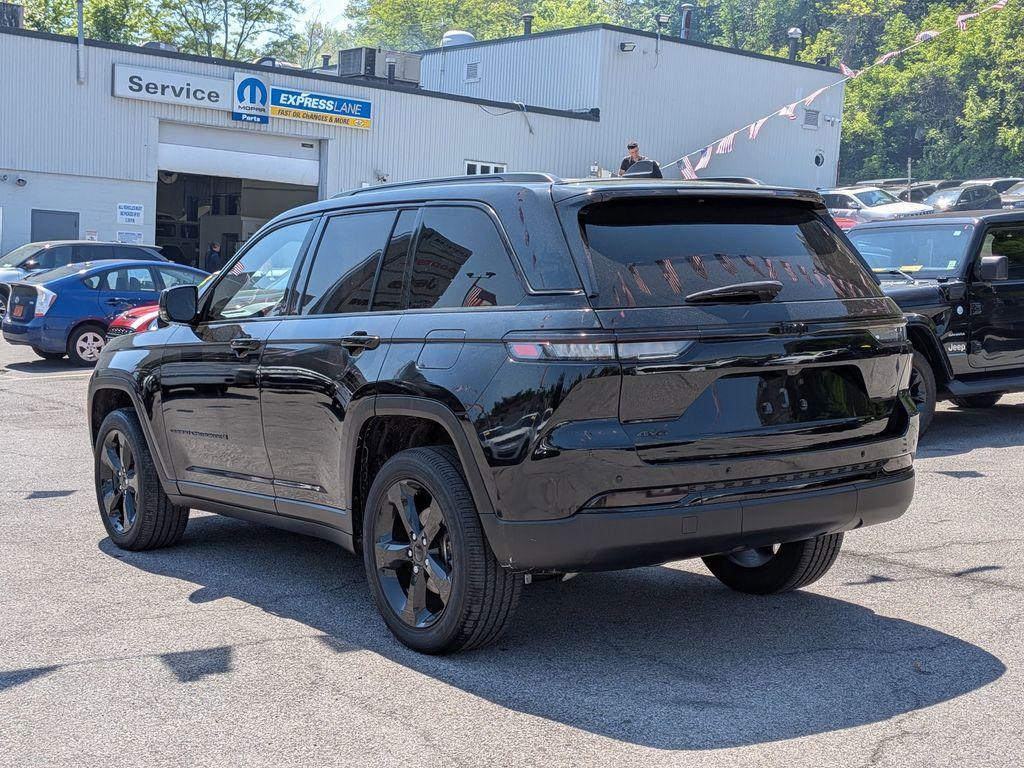 used 2023 Jeep Grand Cherokee car, priced at $34,999