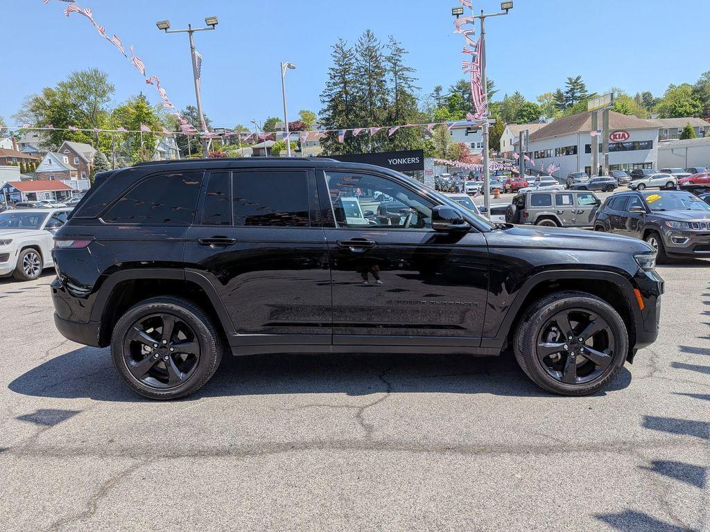 used 2023 Jeep Grand Cherokee car, priced at $34,999