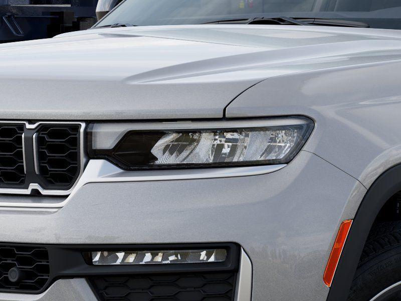 new 2026 Jeep Grand Cherokee car, priced at $49,855
