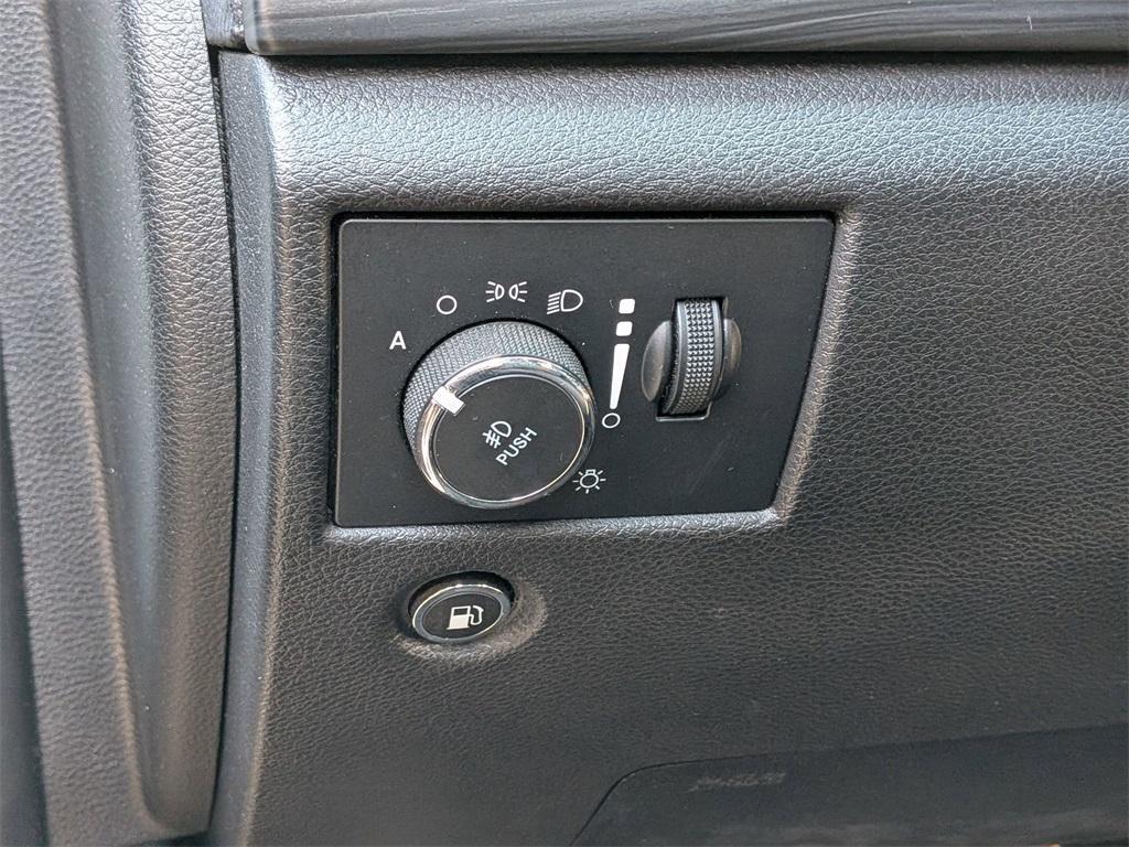 used 2021 Jeep Grand Cherokee car, priced at $24,499