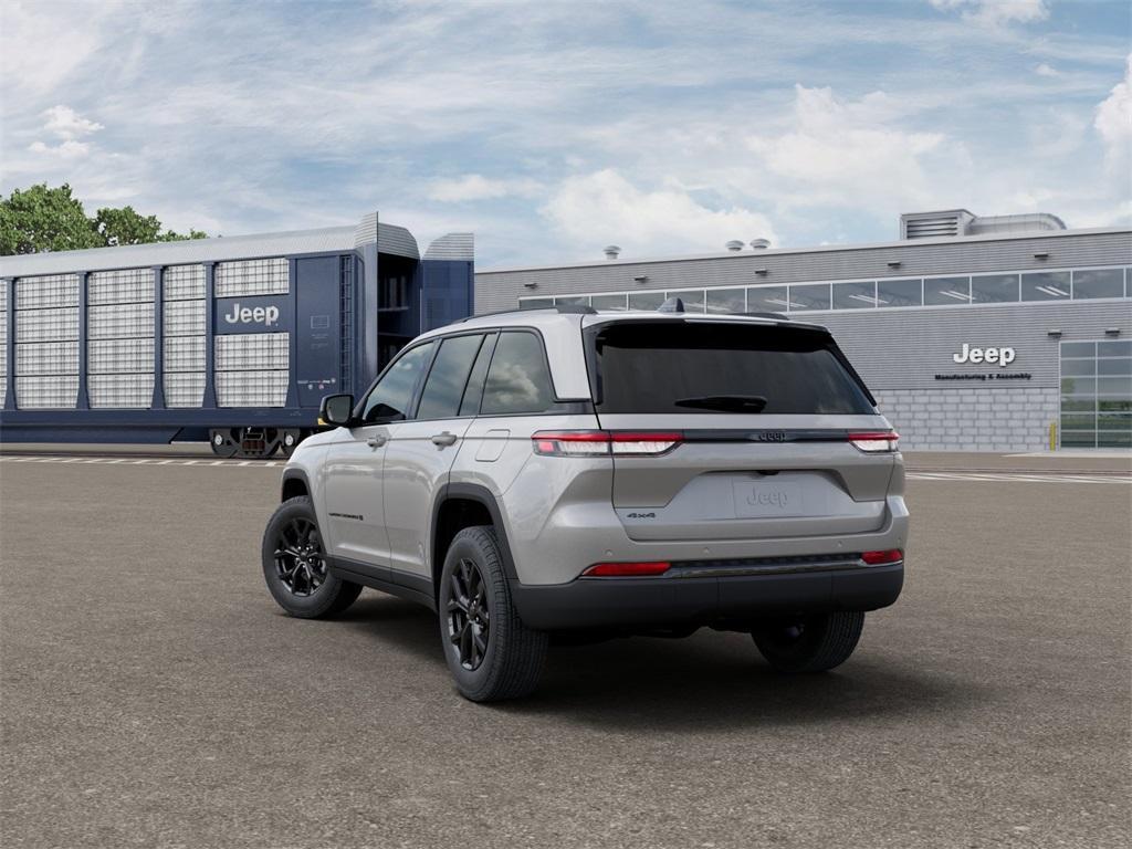 new 2025 Jeep Grand Cherokee car, priced at $45,080