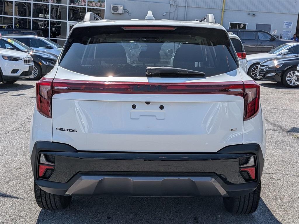 used 2025 Kia Seltos car, priced at $23,999