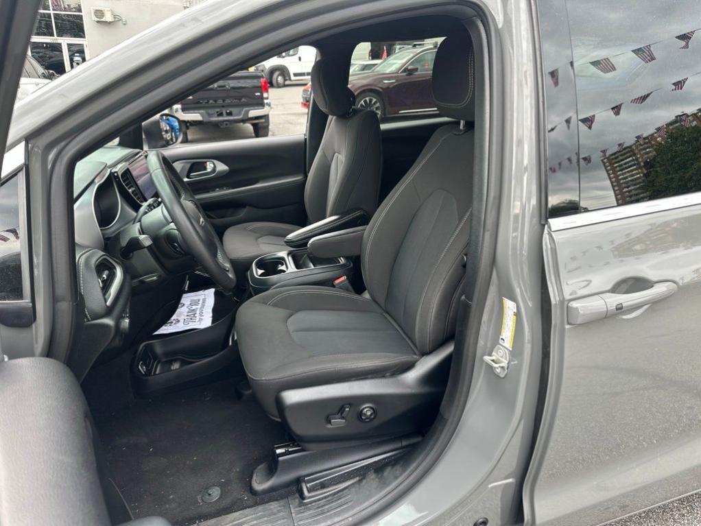 used 2023 Chrysler Pacifica car, priced at $28,174