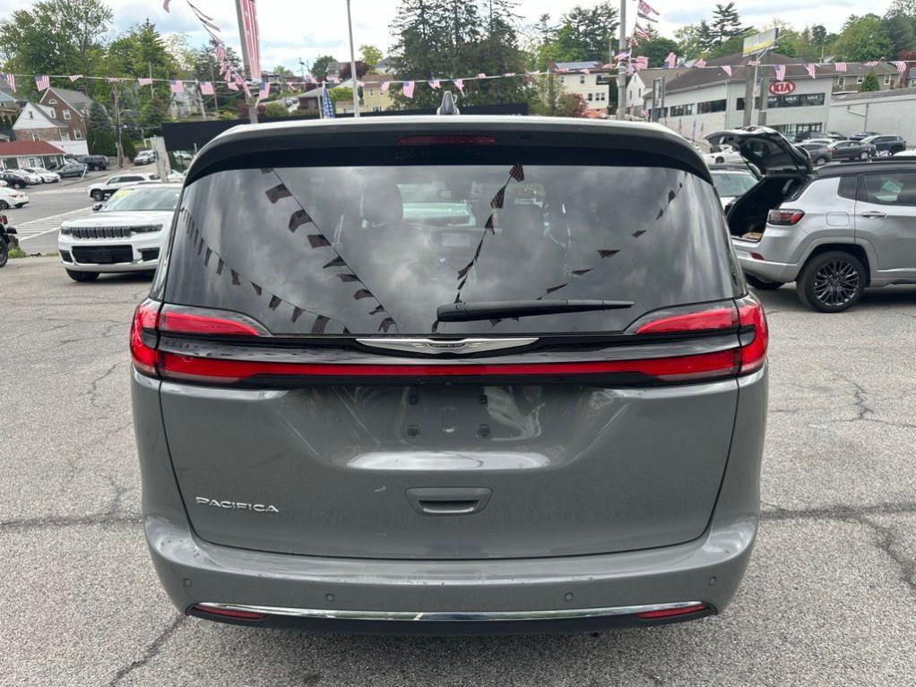 used 2023 Chrysler Pacifica car, priced at $28,174