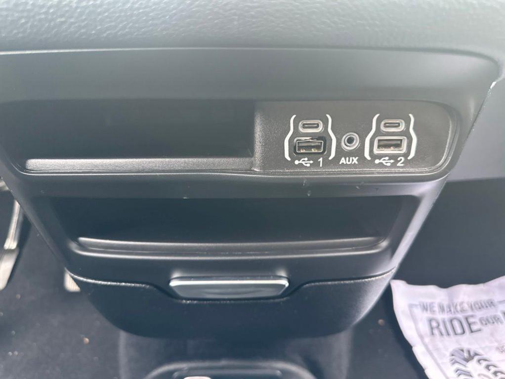 used 2023 Chrysler Pacifica car, priced at $28,174