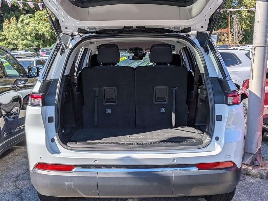 used 2024 Jeep Grand Cherokee L car, priced at $27,999