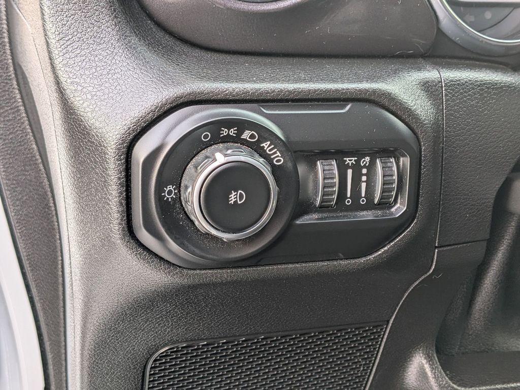 used 2021 Jeep Wrangler Unlimited car, priced at $32,999