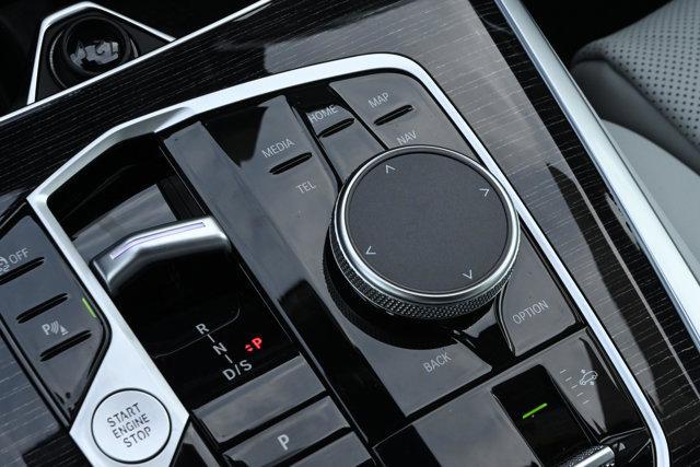 new 2026 BMW X7 car, priced at $102,750