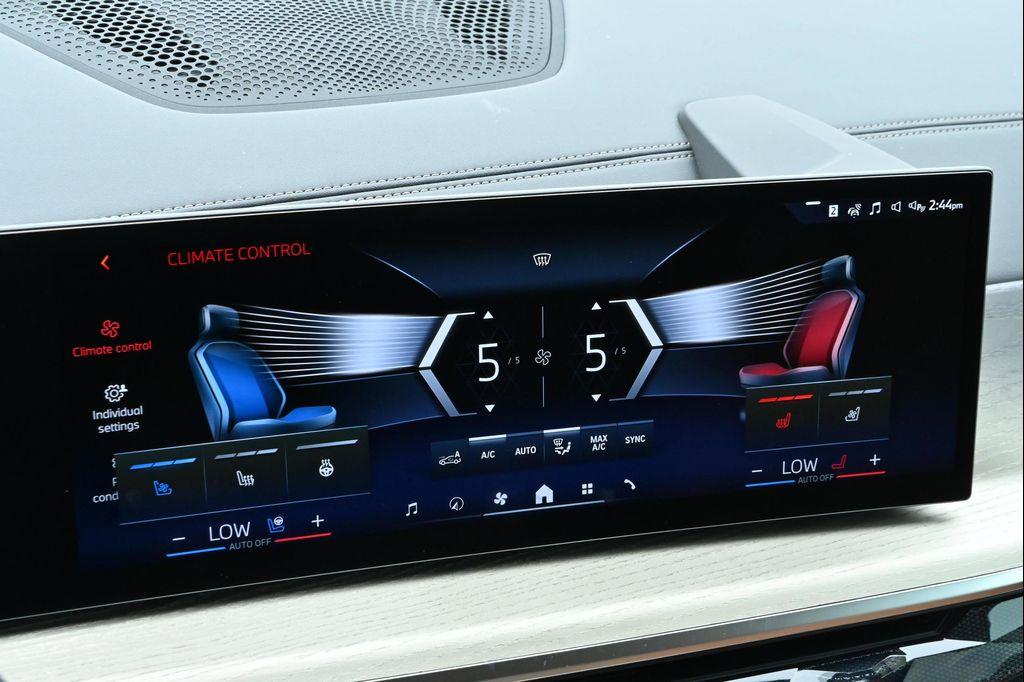 new 2027 BMW X7 car, priced at $99,152